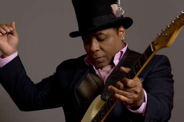 Preview image for Chris Thomas King Trio