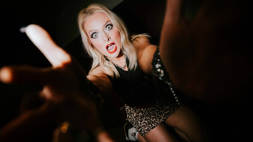 Preview image for Lauren Ash