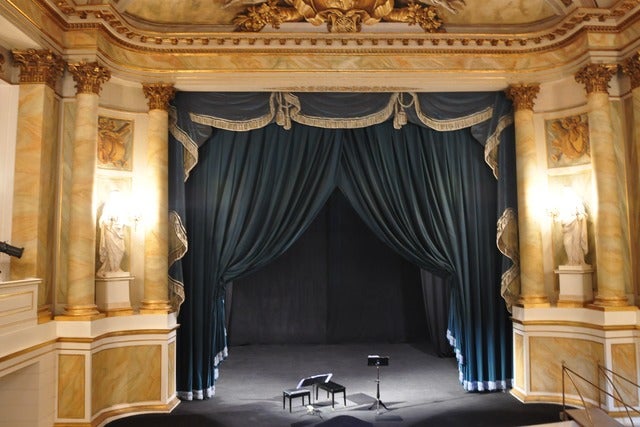 Preview image for Private Lives